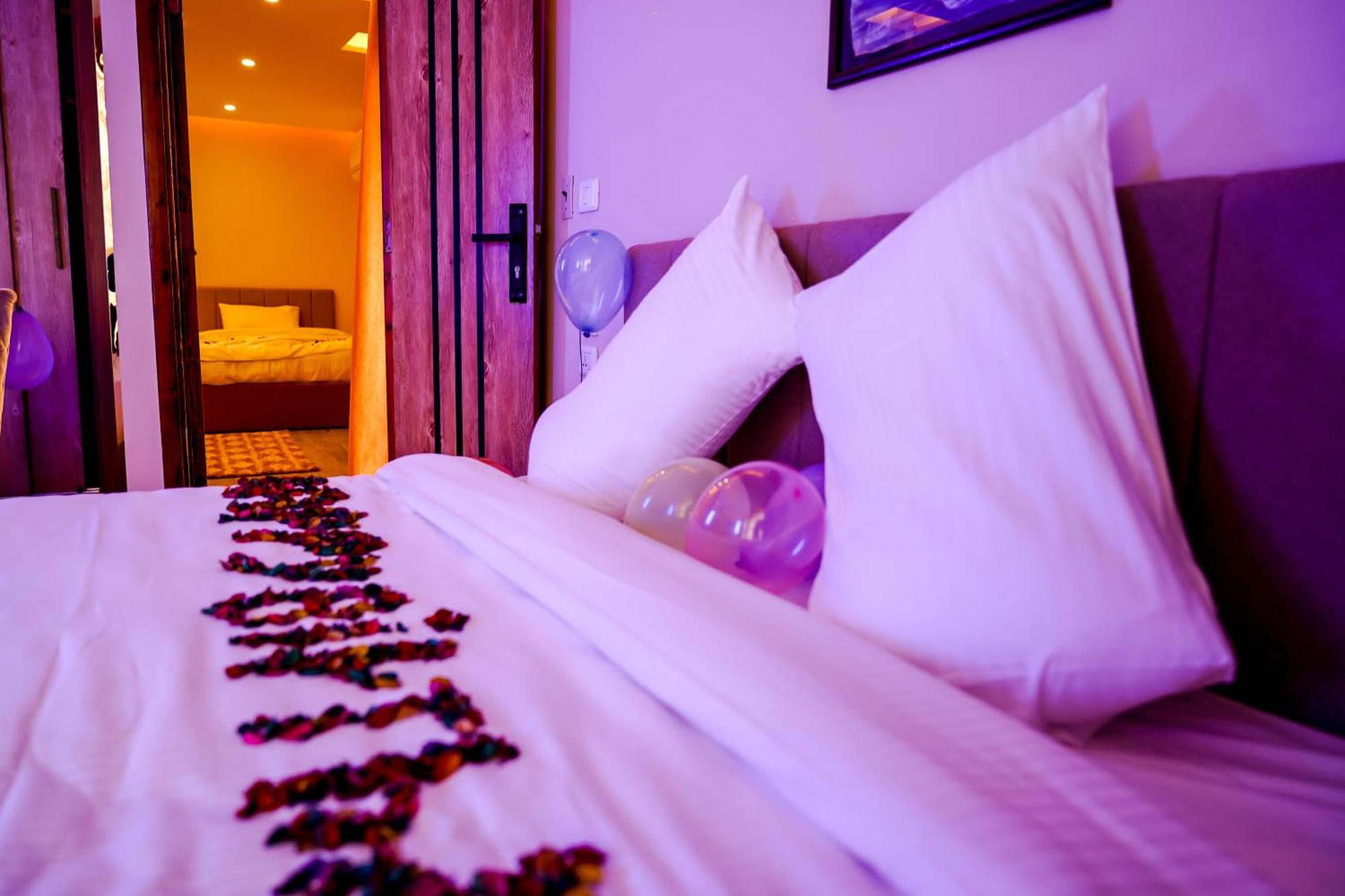 Pyramids Hotel Kafrat al Jabal Luaran gambar