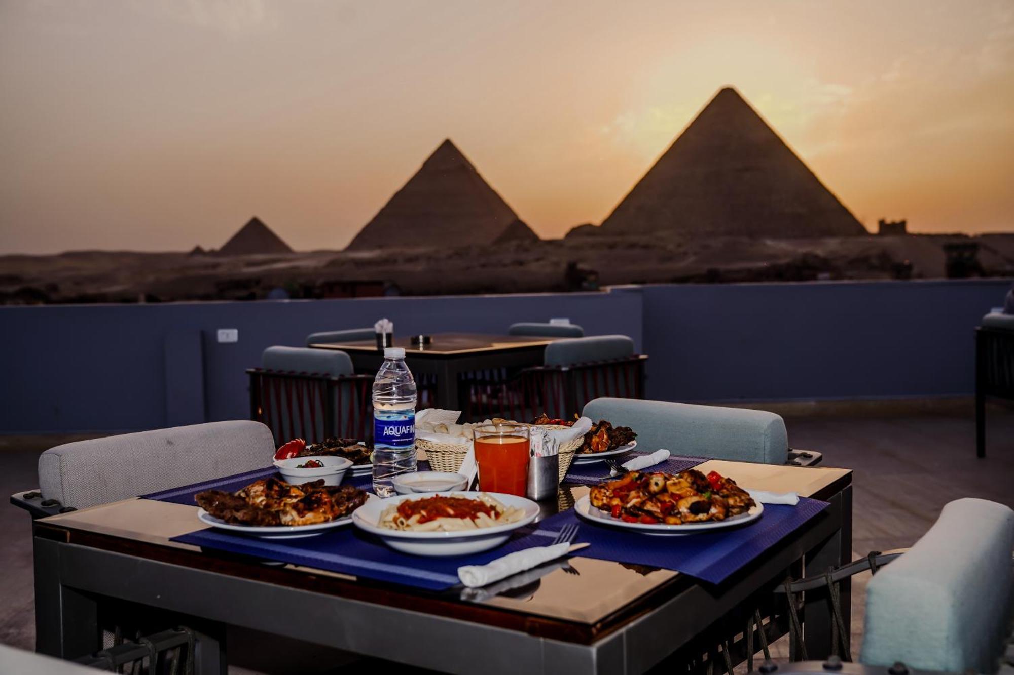 Pyramids Hotel Kafrat al Jabal Luaran gambar
