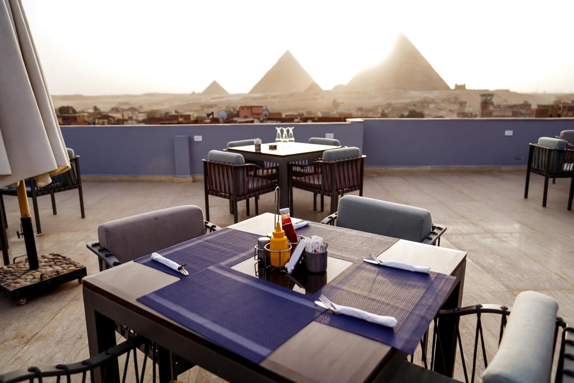 Pyramids Hotel Kafrat al Jabal Luaran gambar